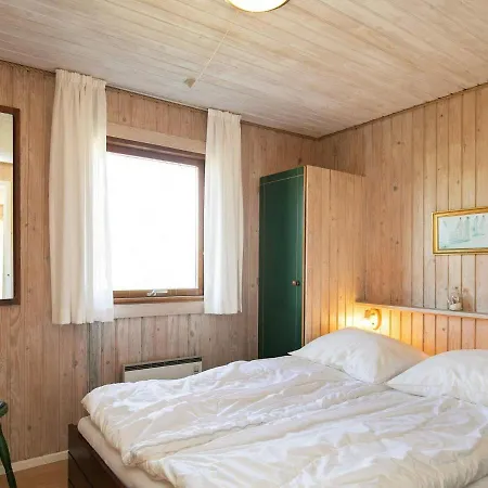 Quaint Holiday In L Kken With Sauna بيت للعطل